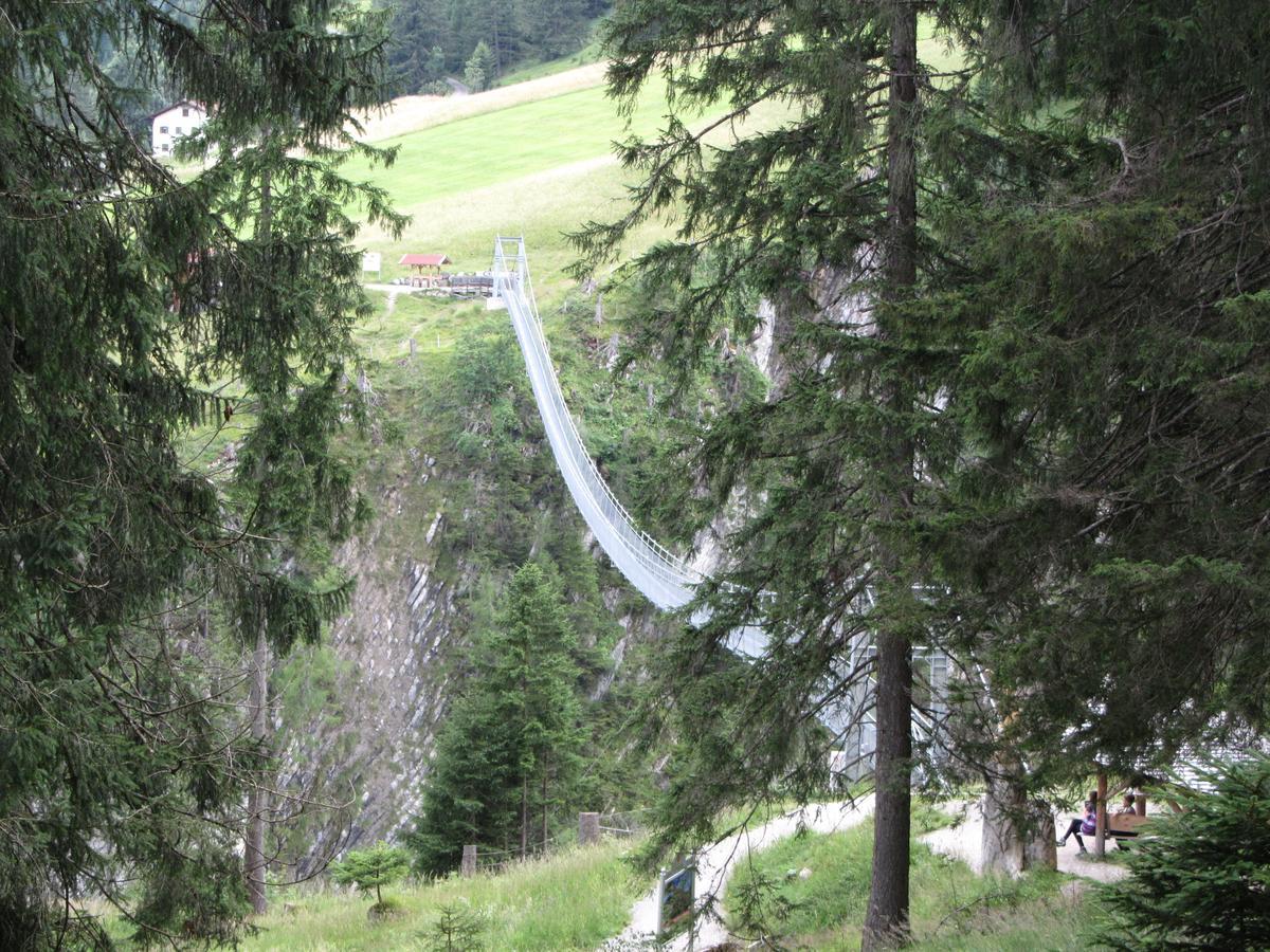 Gasthof Sonne Haselgehr Hotel Buitenkant foto